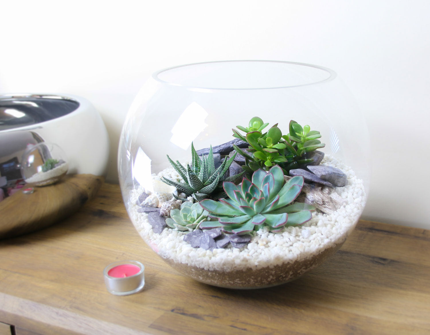 Slate and gravel terrarium from The Art of Succulents